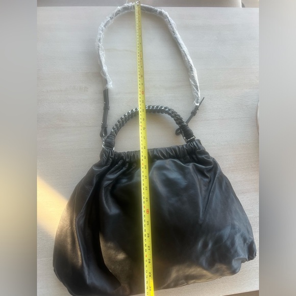 NWT Elie Tahari 100% Leather “Ruby” Hobo in Black - Picture 16 of 16